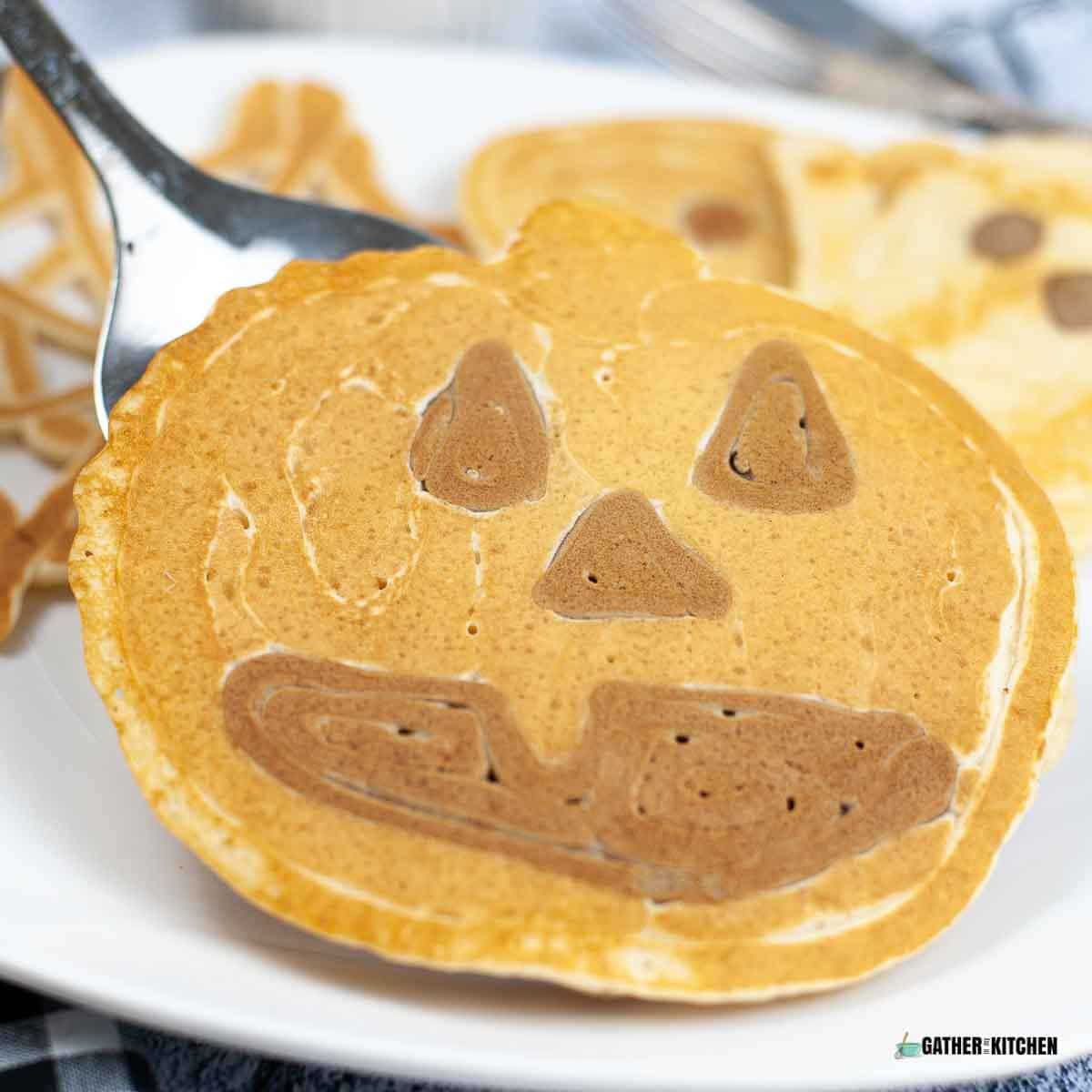https://gatherinmykitchen.com/wp-content/uploads/2021/09/Halloween-Pancakes.jpg