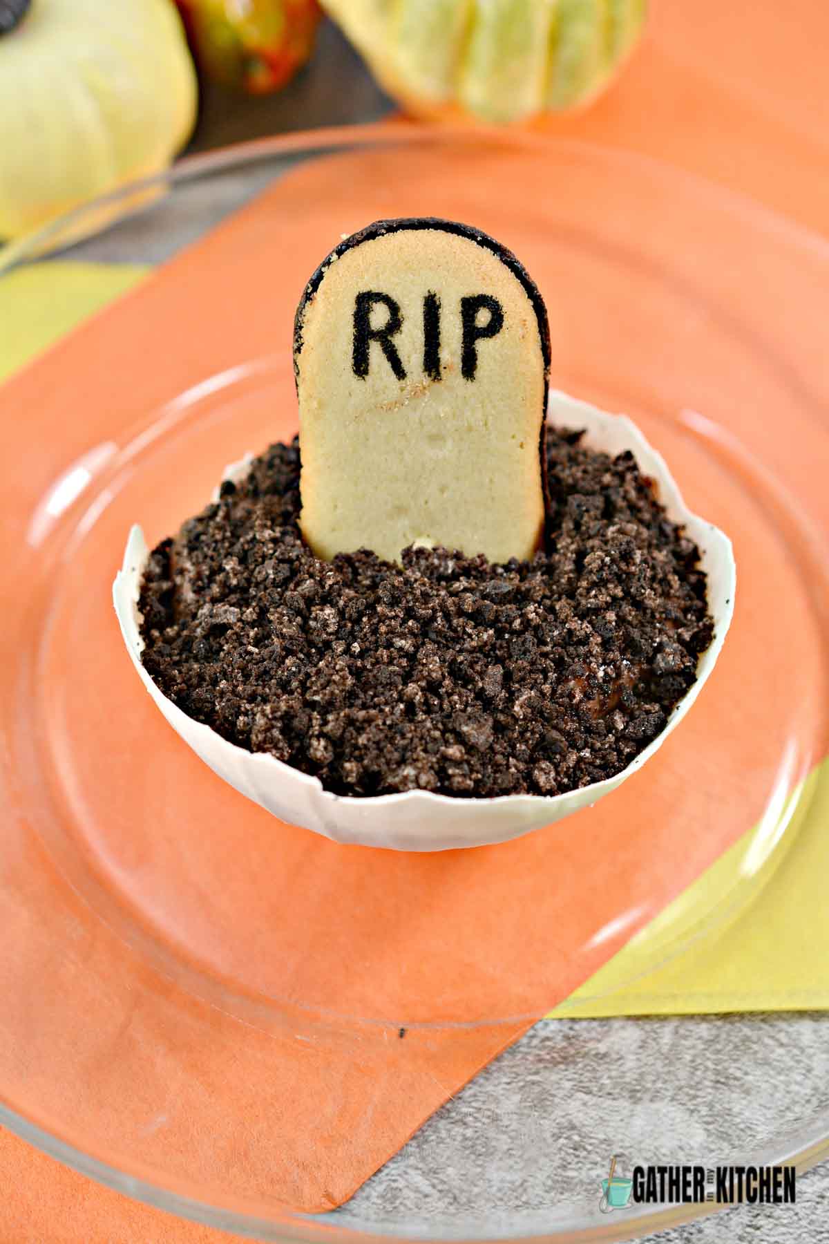 Halloween Dirt Pudding Bowl