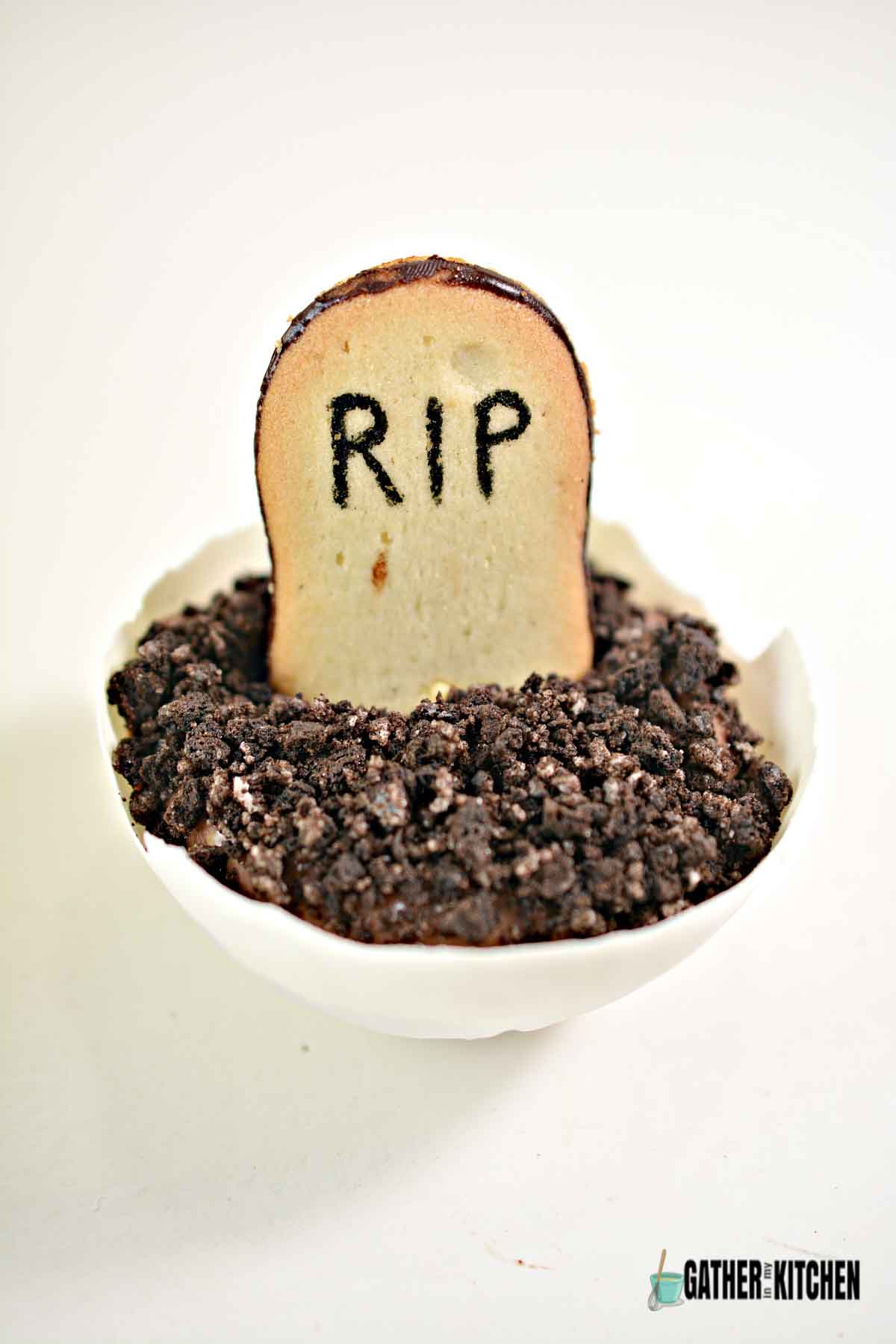 RIP cookie placed in center of dirt bowl.