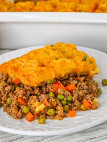 Shepherds pie with tater tot topping on a plate.